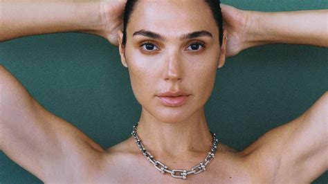 gal gadot nude ai|UnrealHeaven